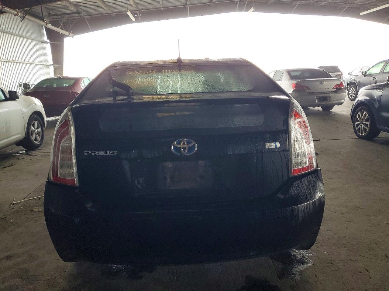 2015 TOYOTA PRIUS