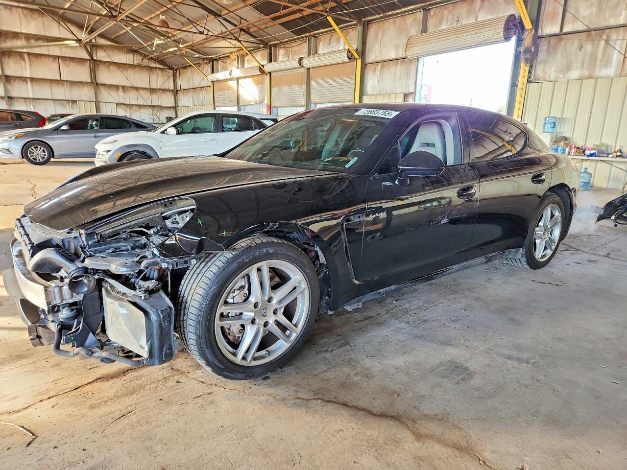 2013 PORSCHE Panamera