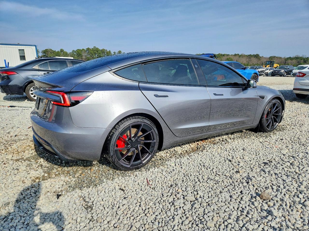 2024 TESLA MODEL 3