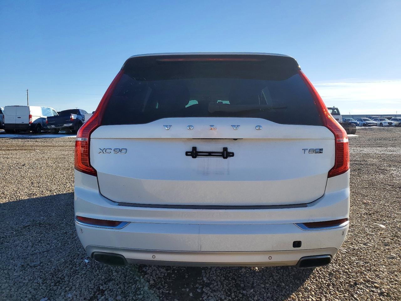 2018 VOLVO XC90