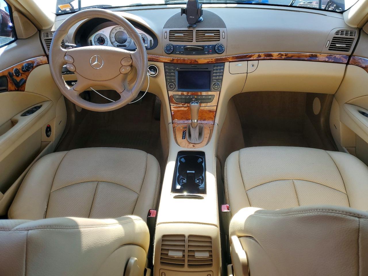 2009 MERCEDES-BENZ E-Class