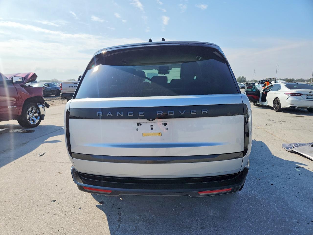 2025 LAND ROVER RANGE ROVER