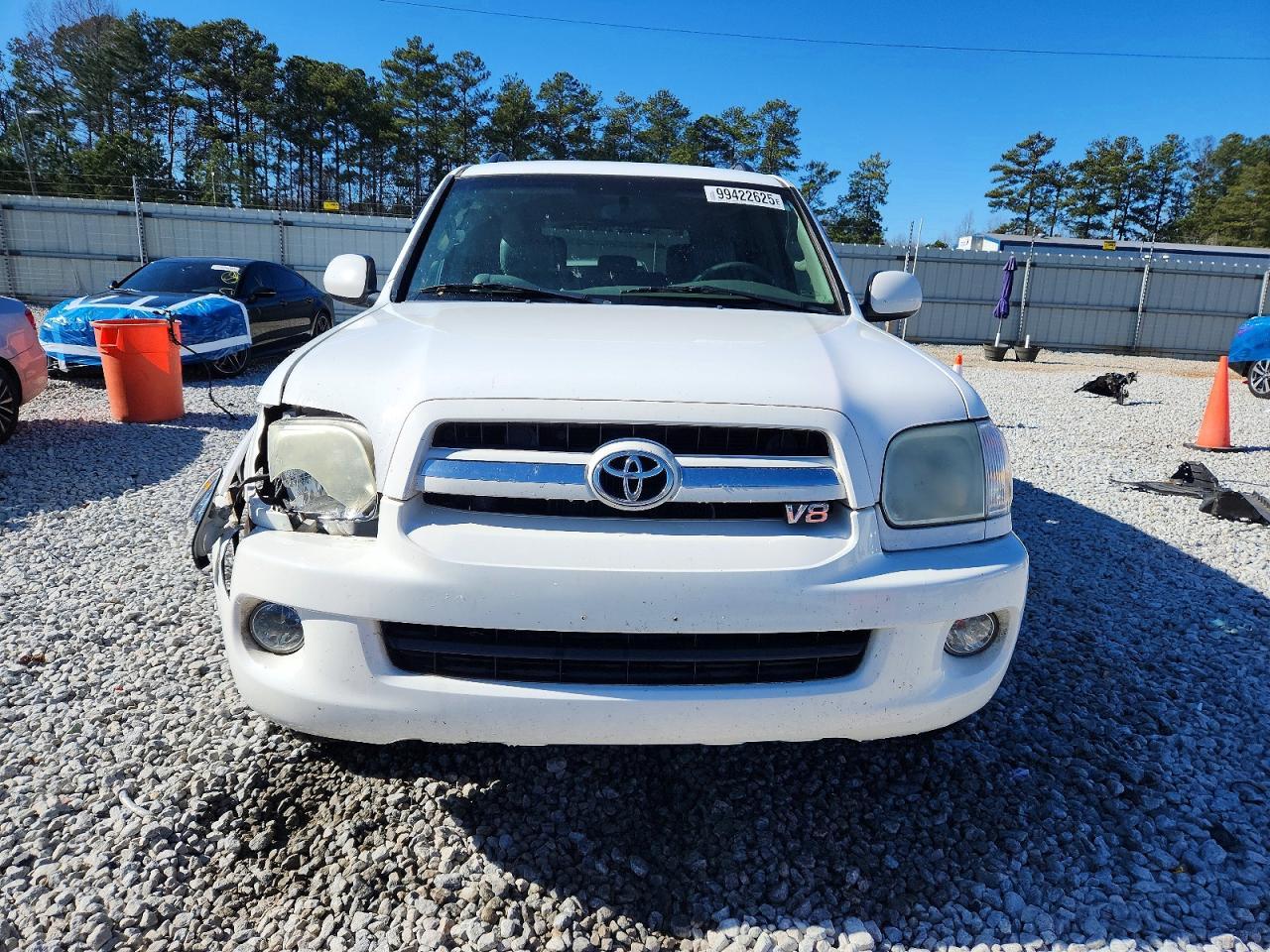 2005 TOYOTA Sequoia