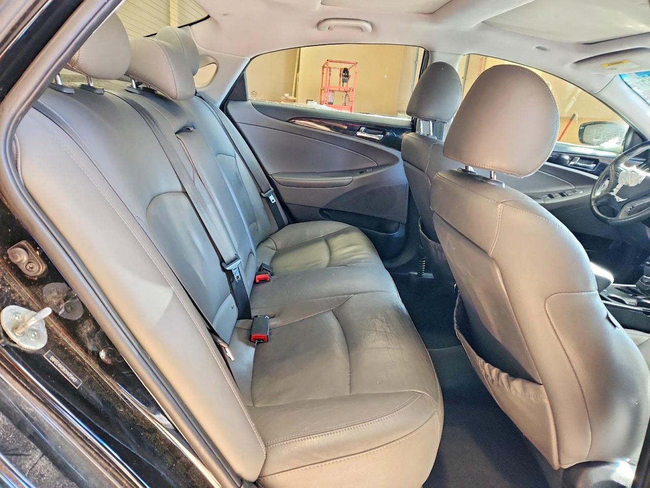 2012 HYUNDAI SONATA