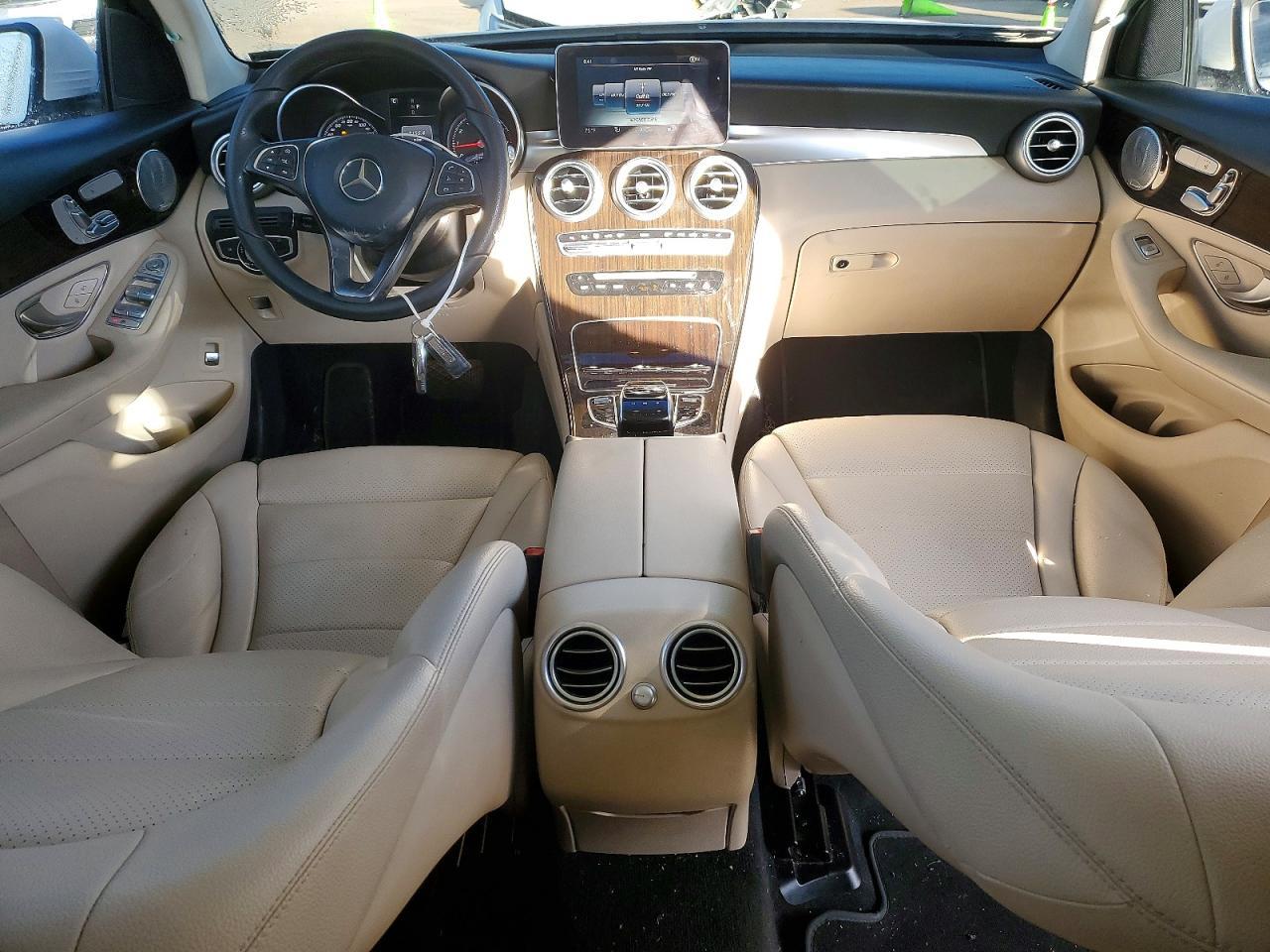 2017 MERCEDES-BENZ GLC-Class
