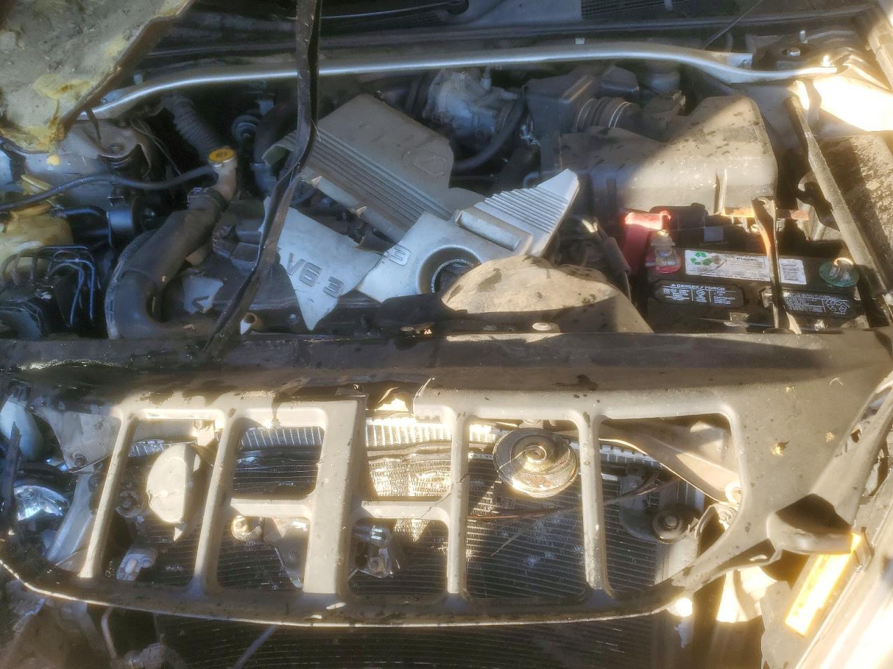 2004 LEXUS ES 330