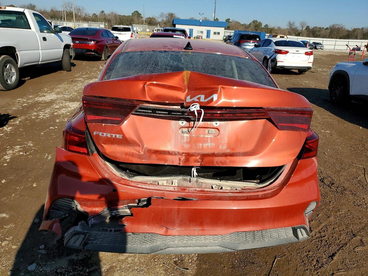2023 KIA FORTE