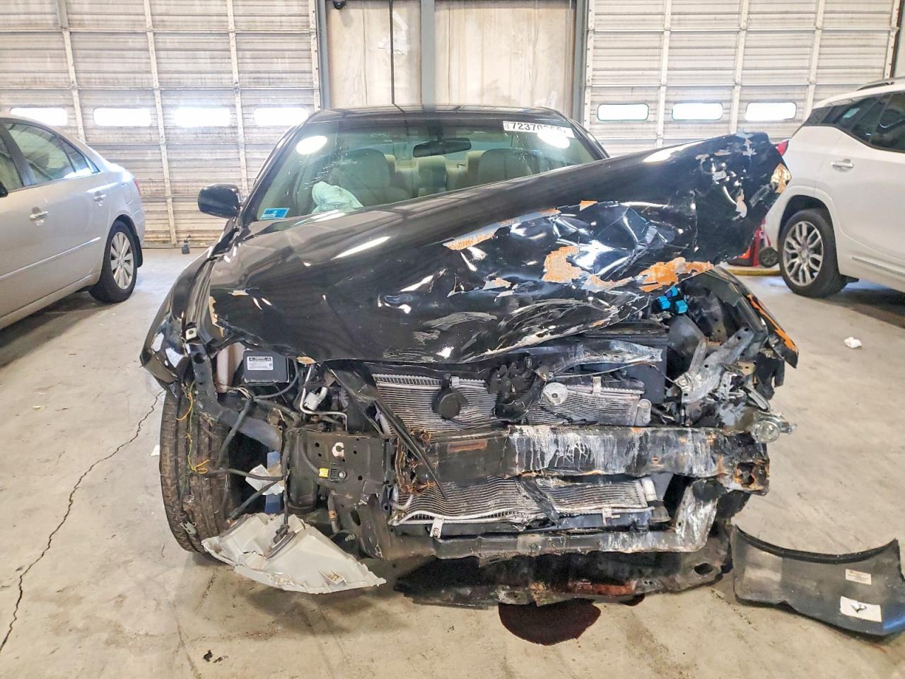2011 TOYOTA CAMRY