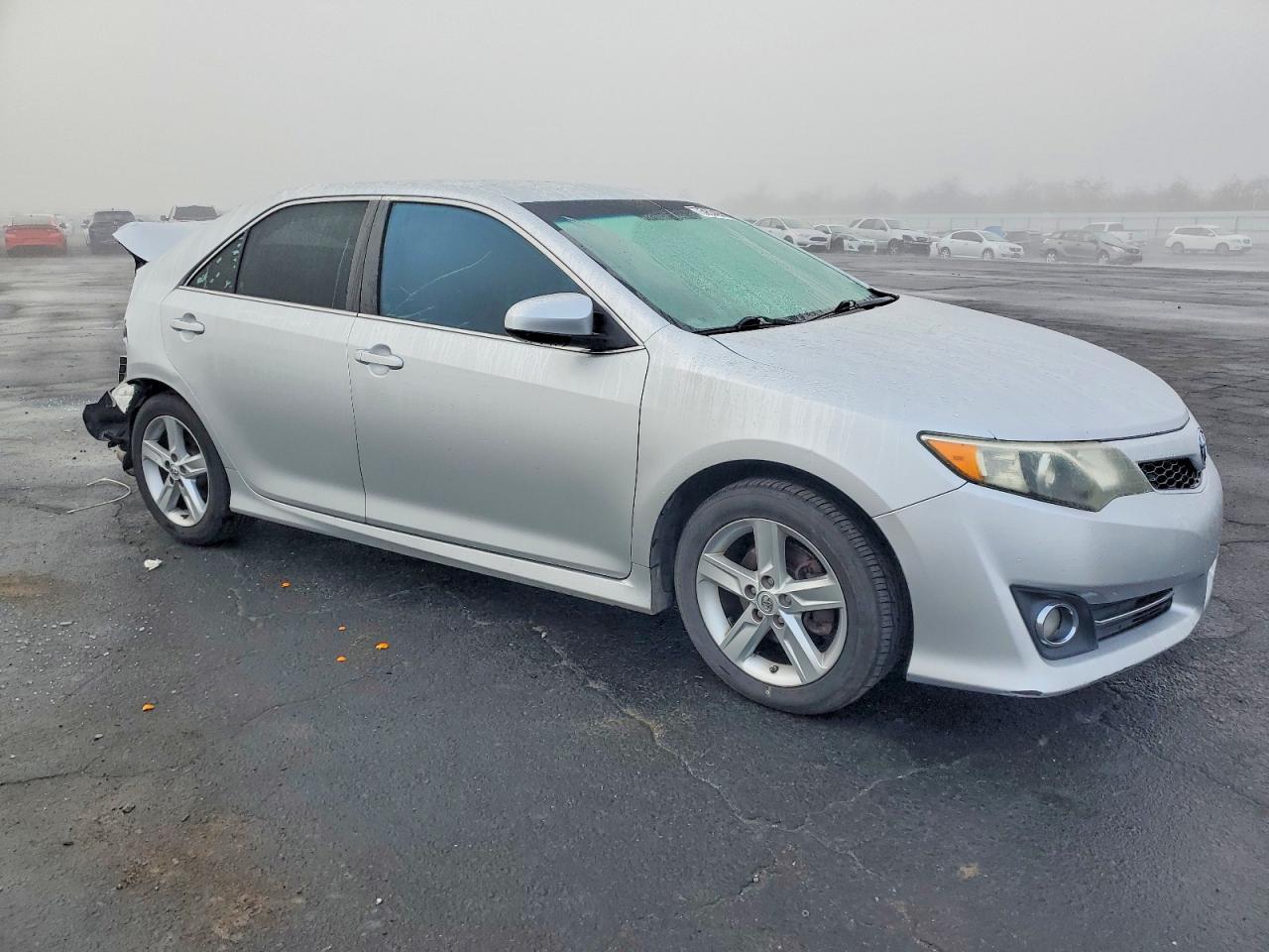 2014 TOYOTA CAMRY