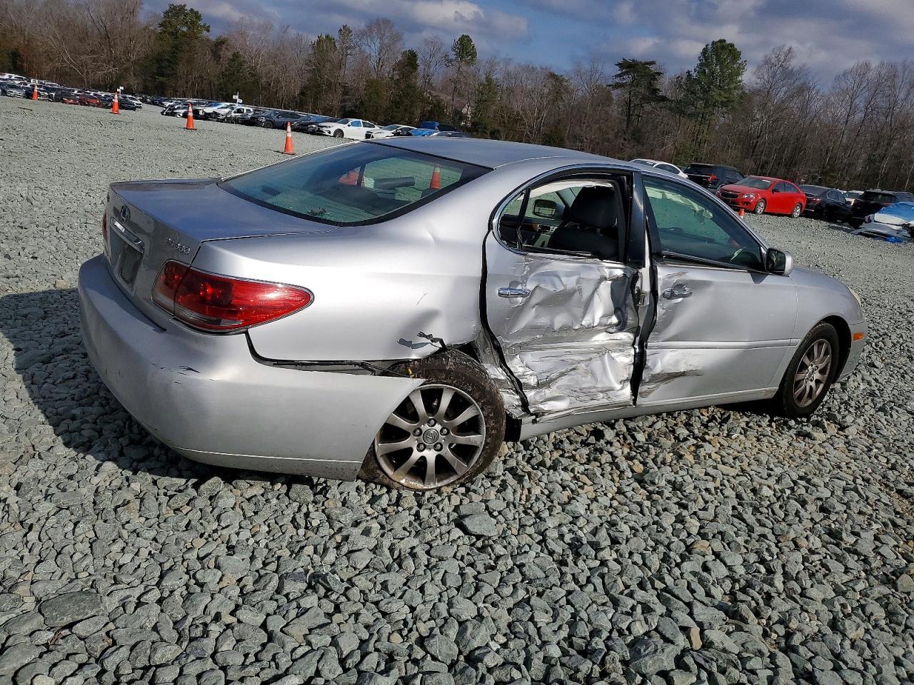 2005 LEXUS ES 330