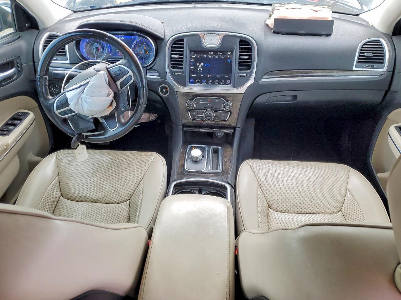 2018 CHRYSLER 300