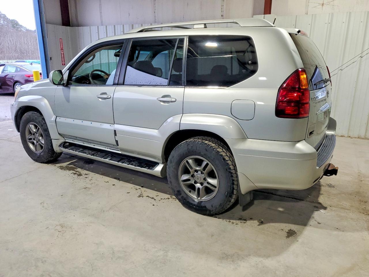 2003 LEXUS Gx 470