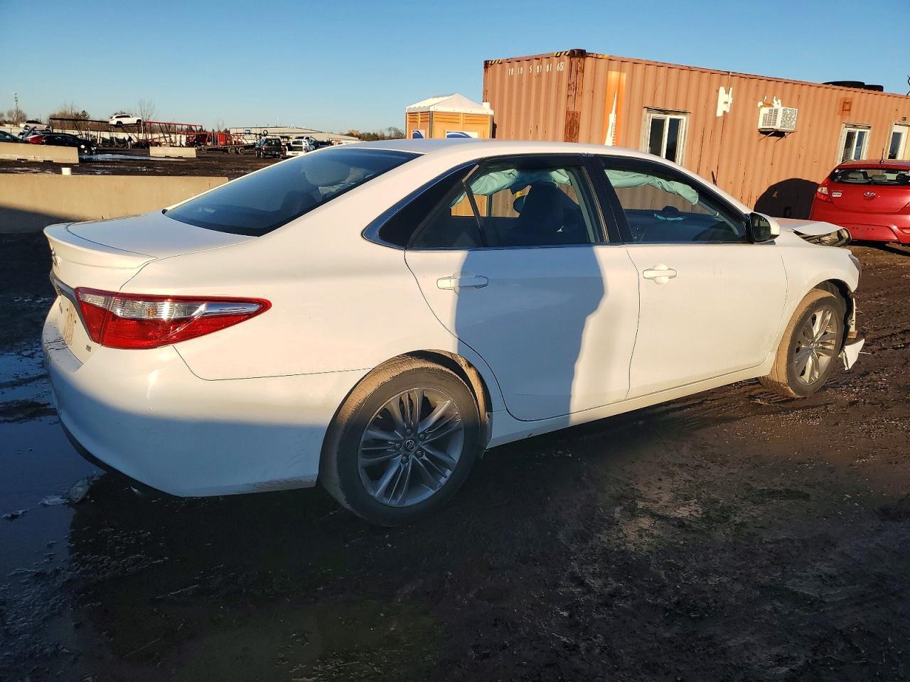 2017 TOYOTA CAMRY