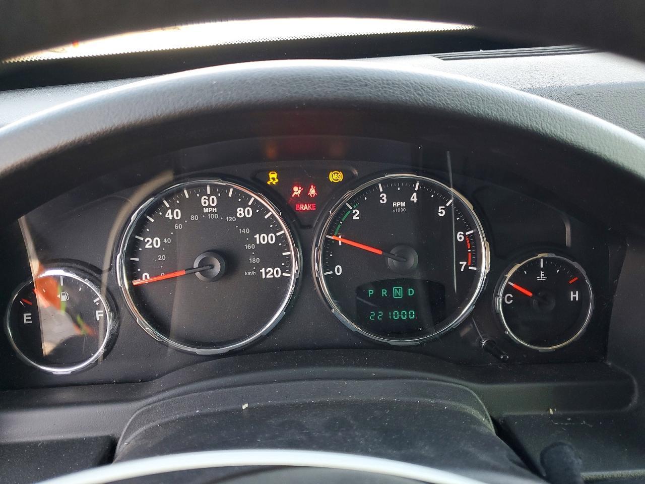 2012 JEEP Liberty