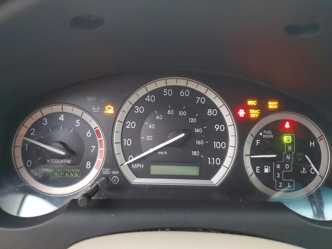 2004 TOYOTA SIENNA