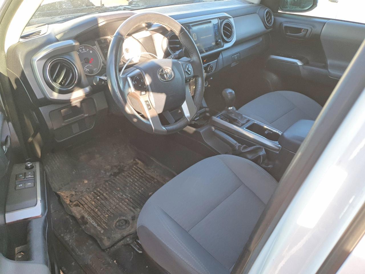 2017 TOYOTA TACOMA