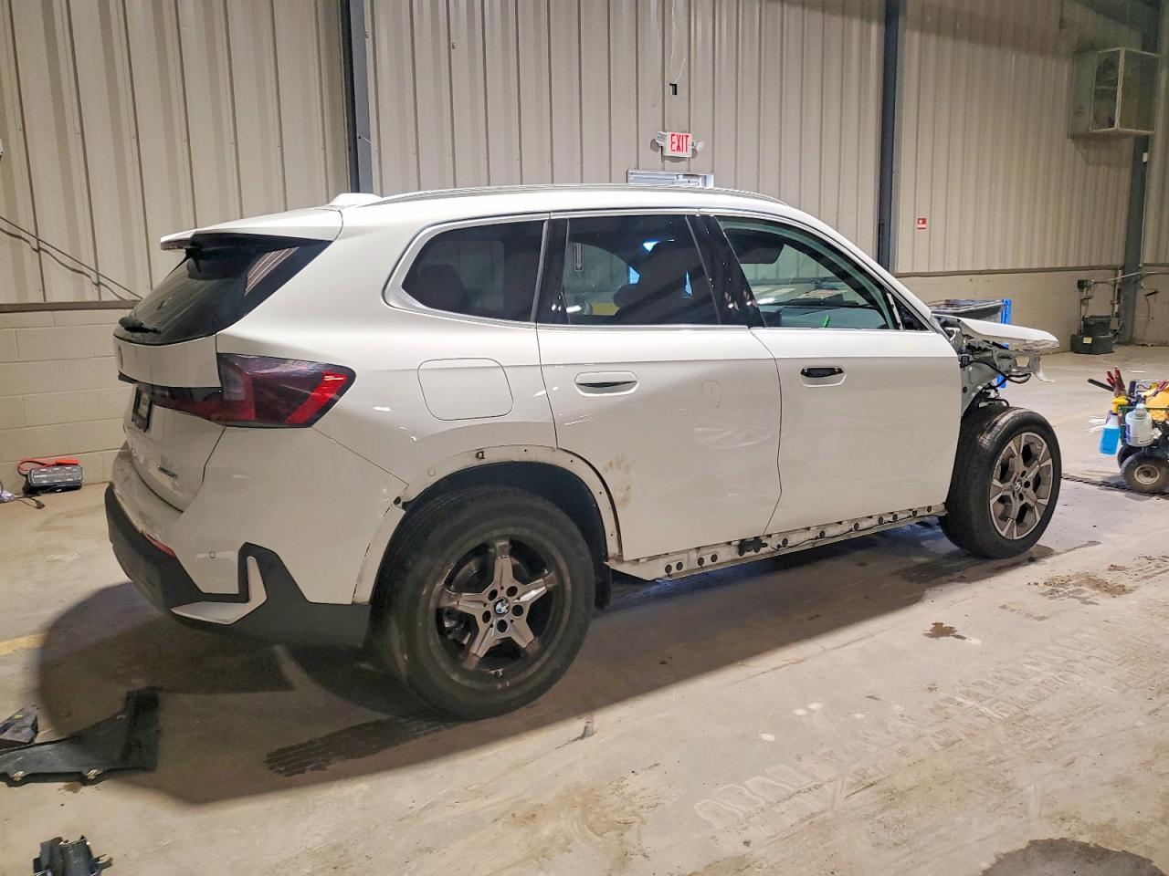 2023 BMW X1