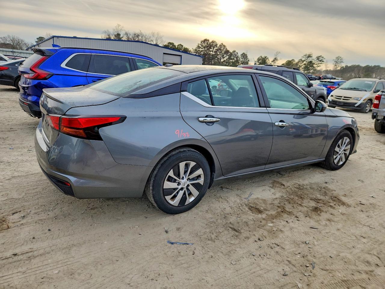 2020 NISSAN ALTIMA