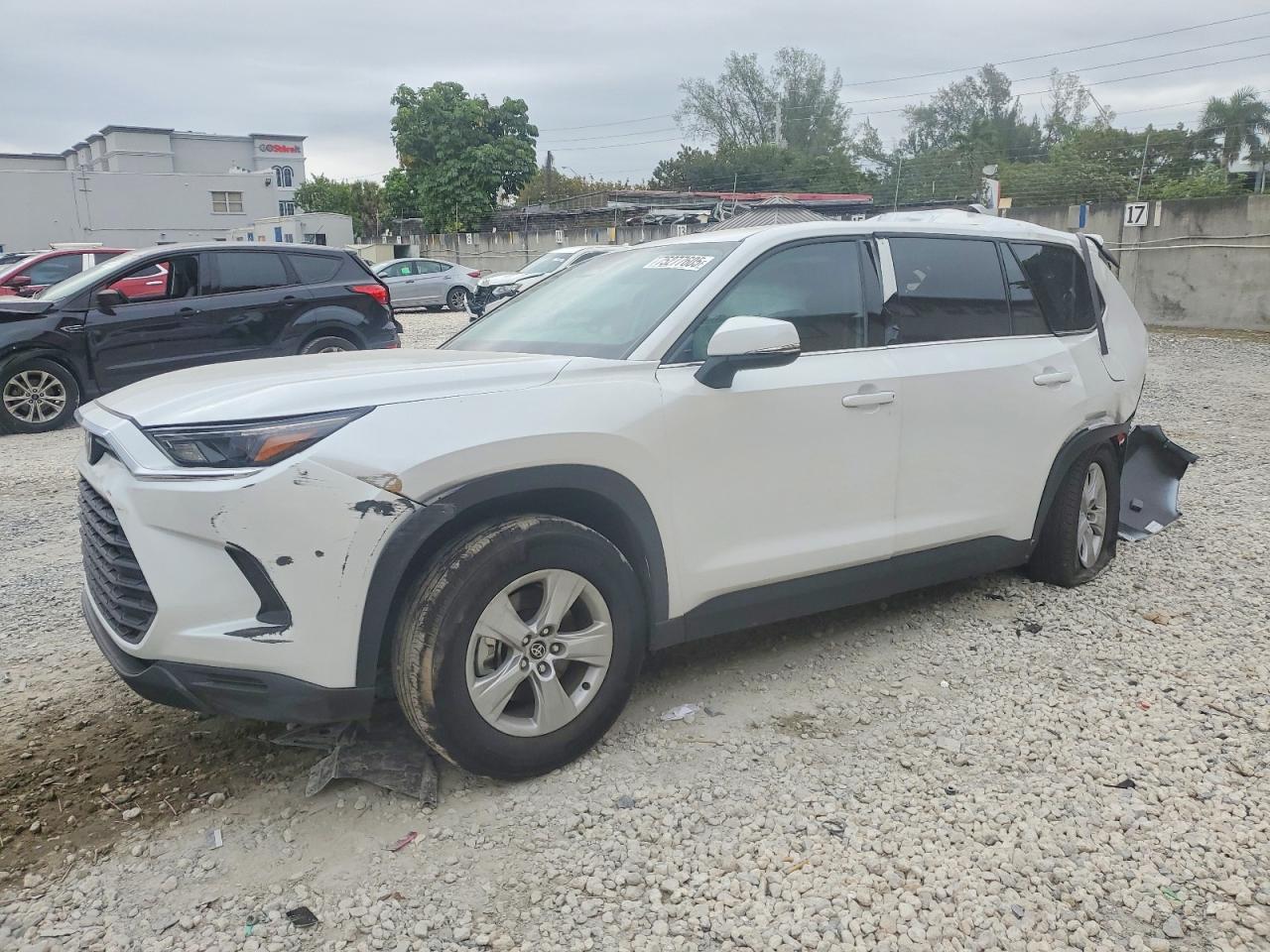 2026 TOYOTA HIGHLANDER