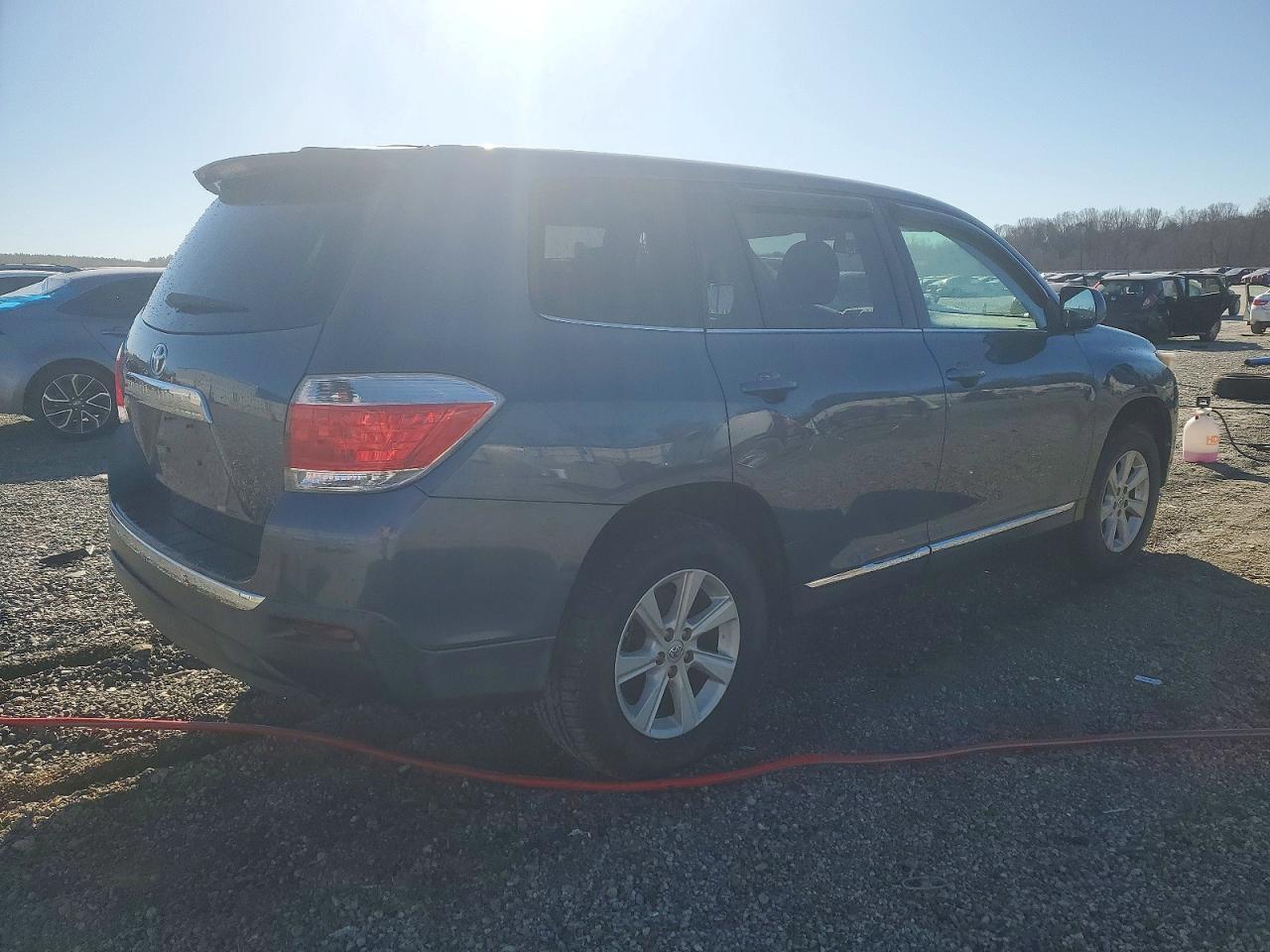 2013 TOYOTA HIGHLANDER