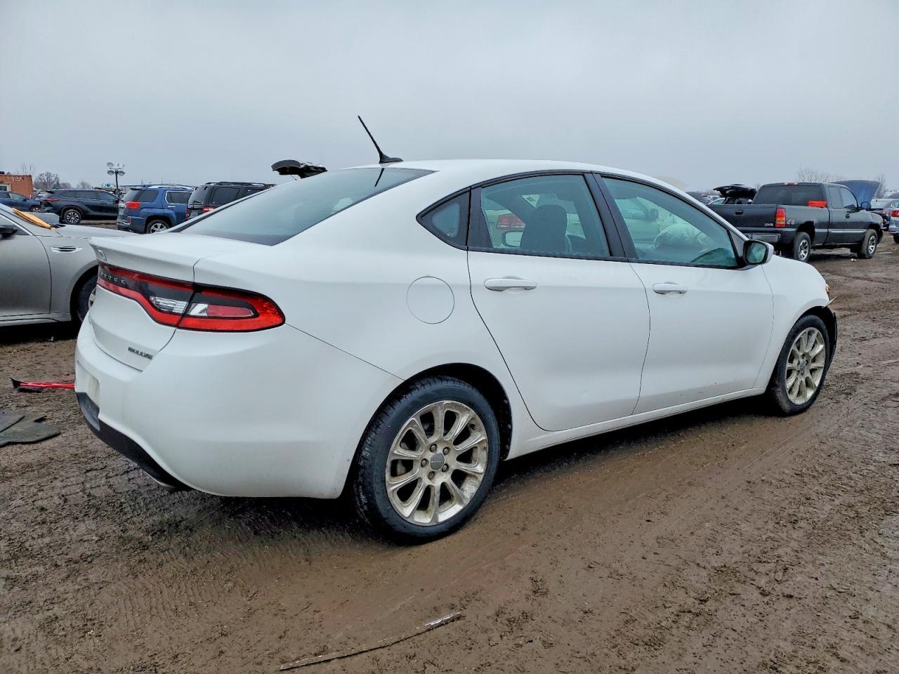 2013 DODGE Dart