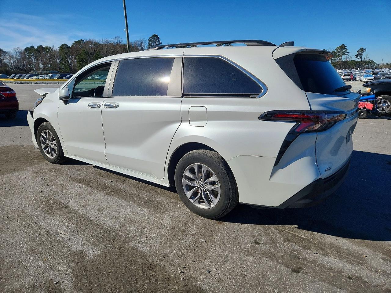 2024 TOYOTA SIENNA