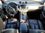 2016 PORSCHE Macan