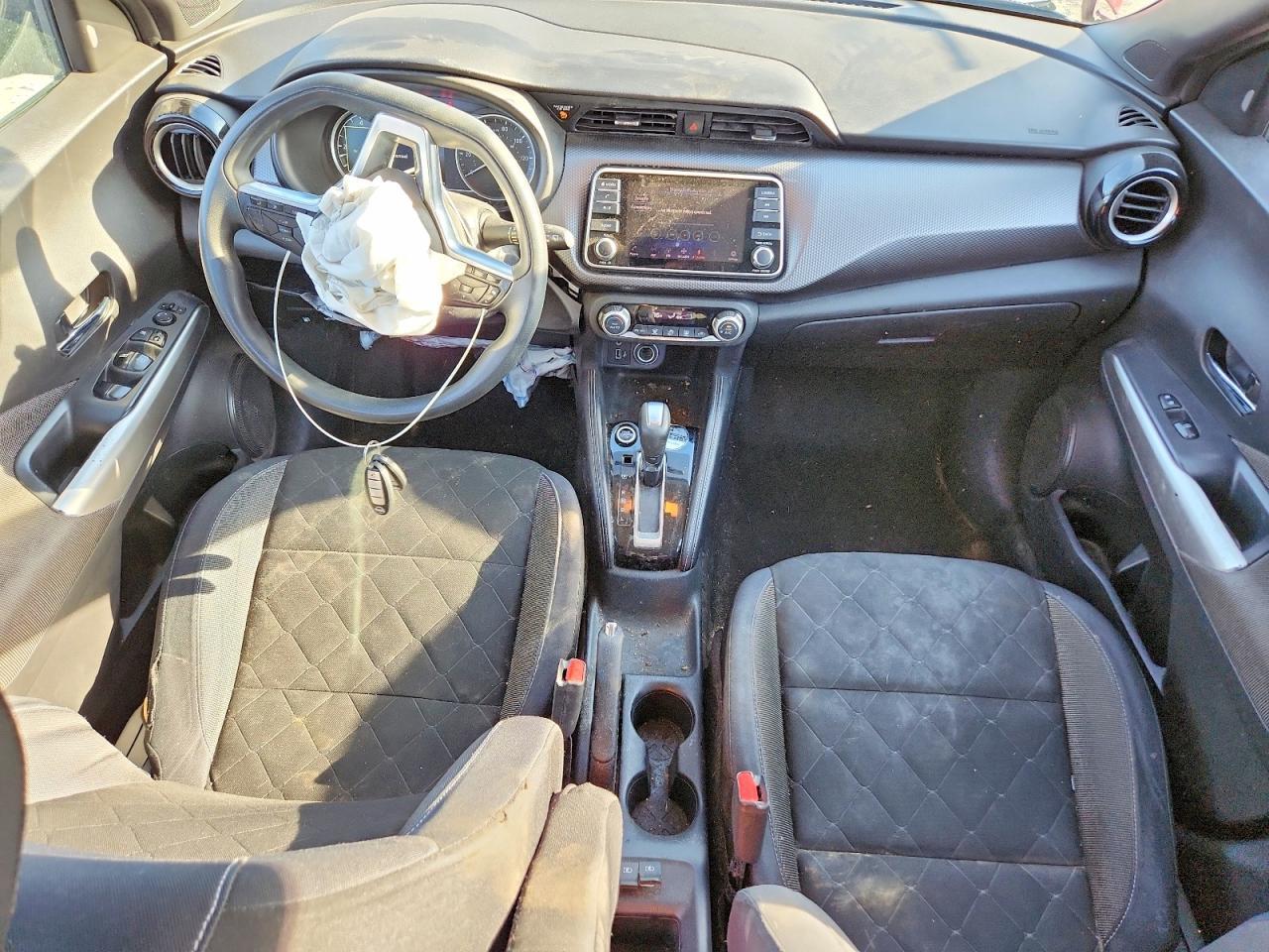 2018 NISSAN KICKS