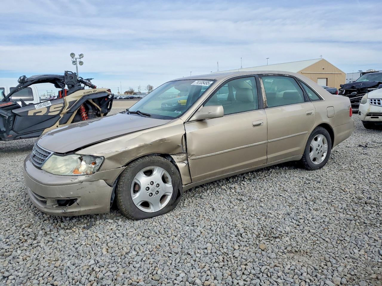 2004 TOYOTA Avalon