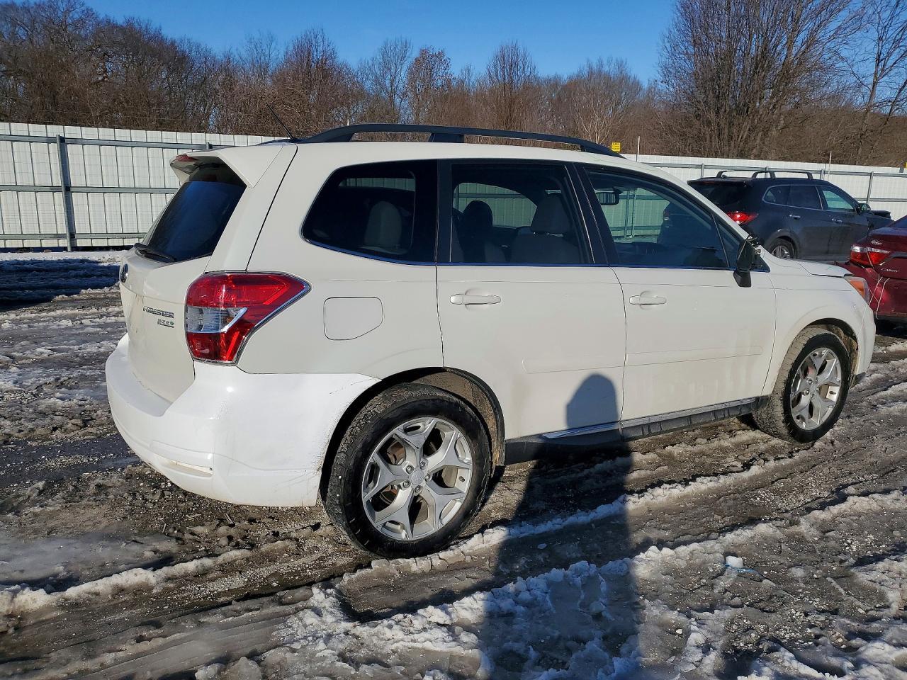 2015 SUBARU FORESTER