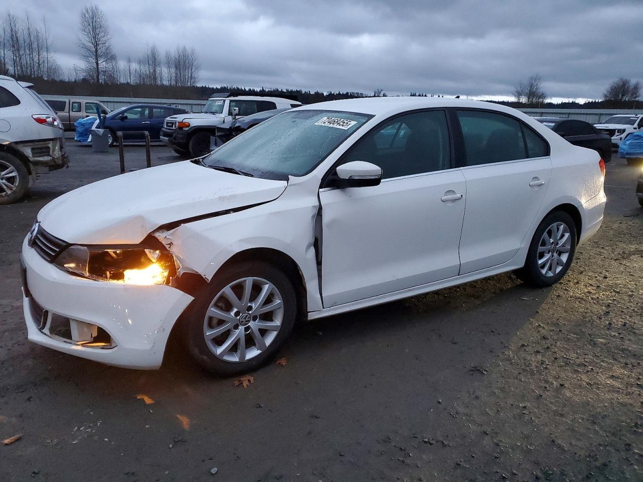 2013 VOLKSWAGEN JETTA