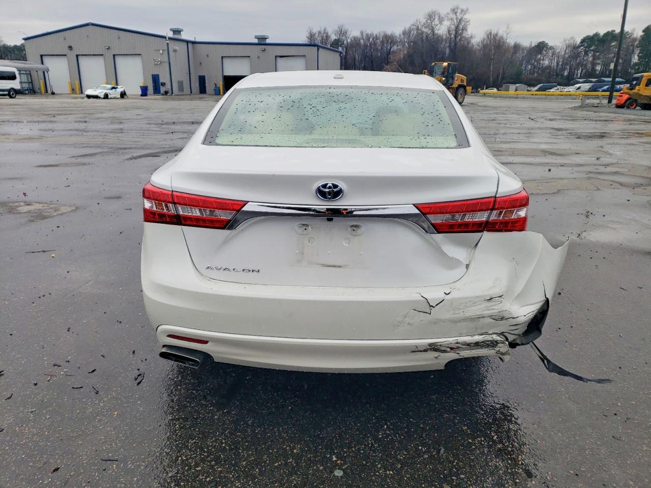 2015 TOYOTA Avalon