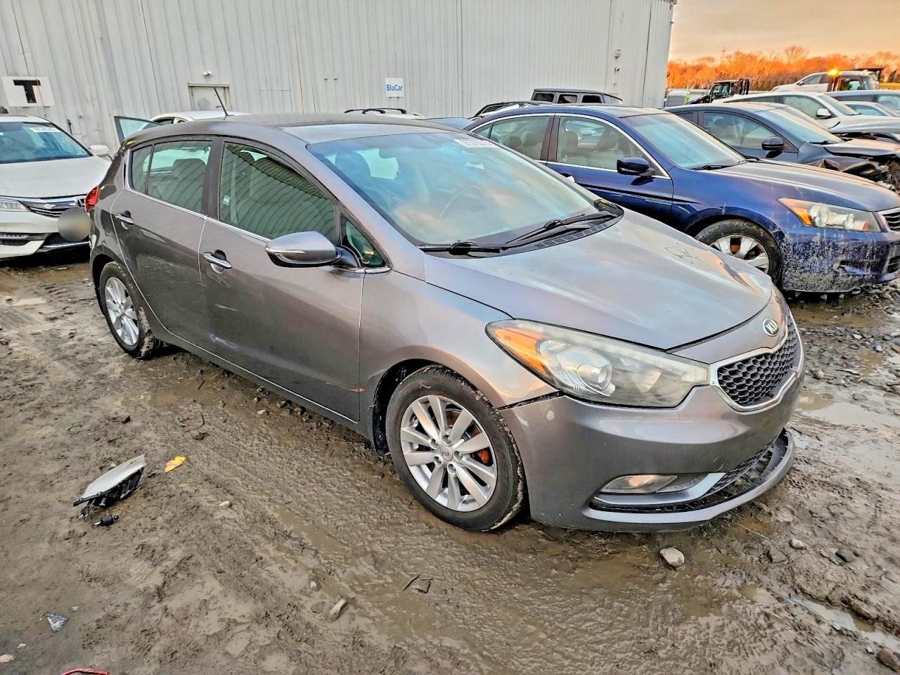 2015 KIA FORTE