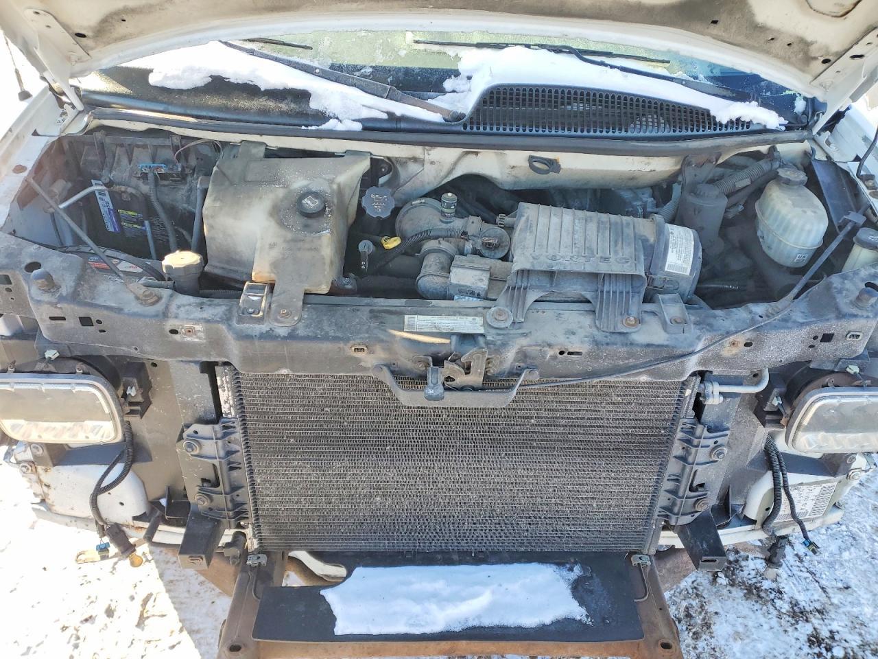 2004 CHEVROLET EXPRESS 2500