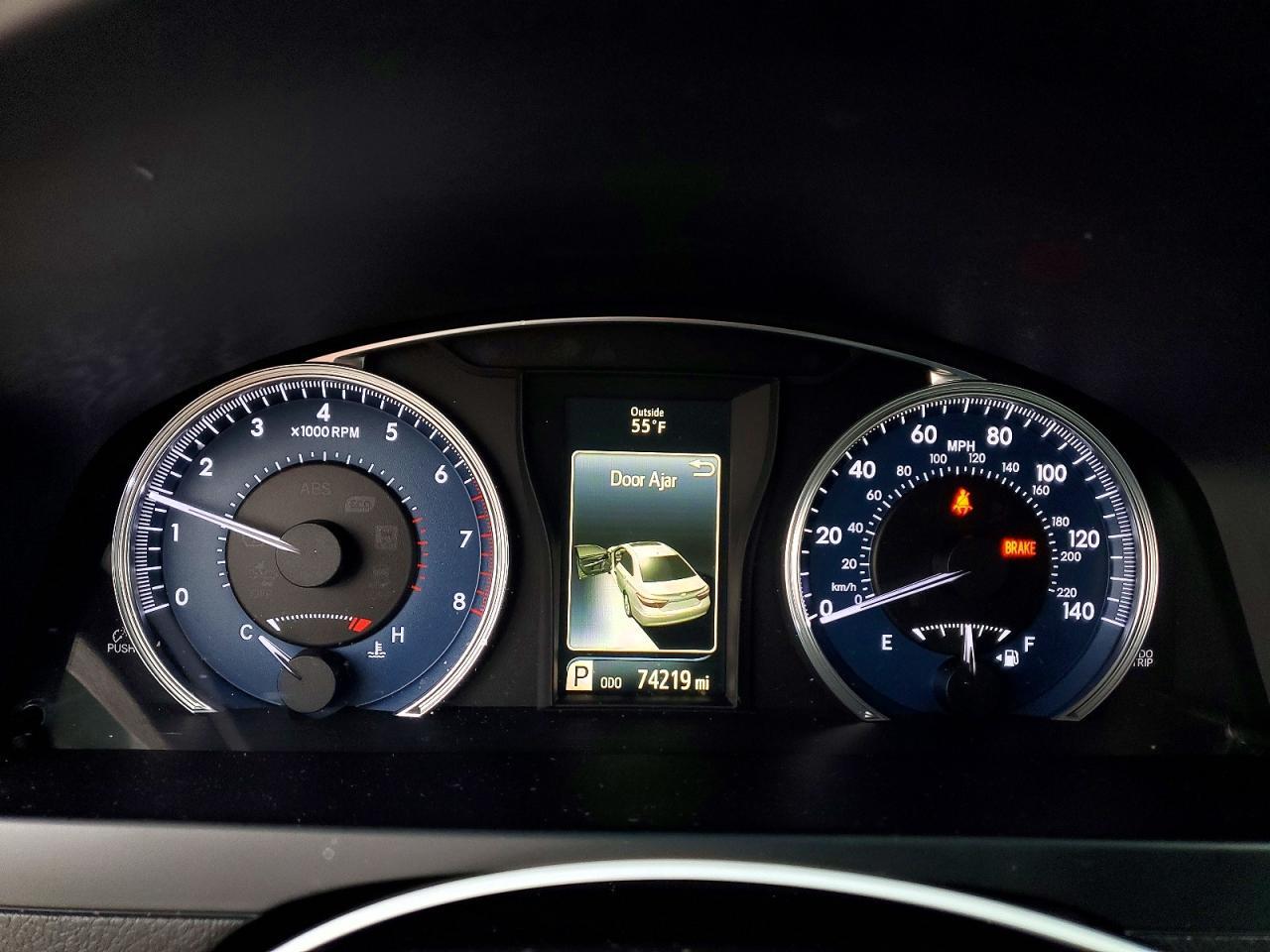 2016 TOYOTA CAMRY