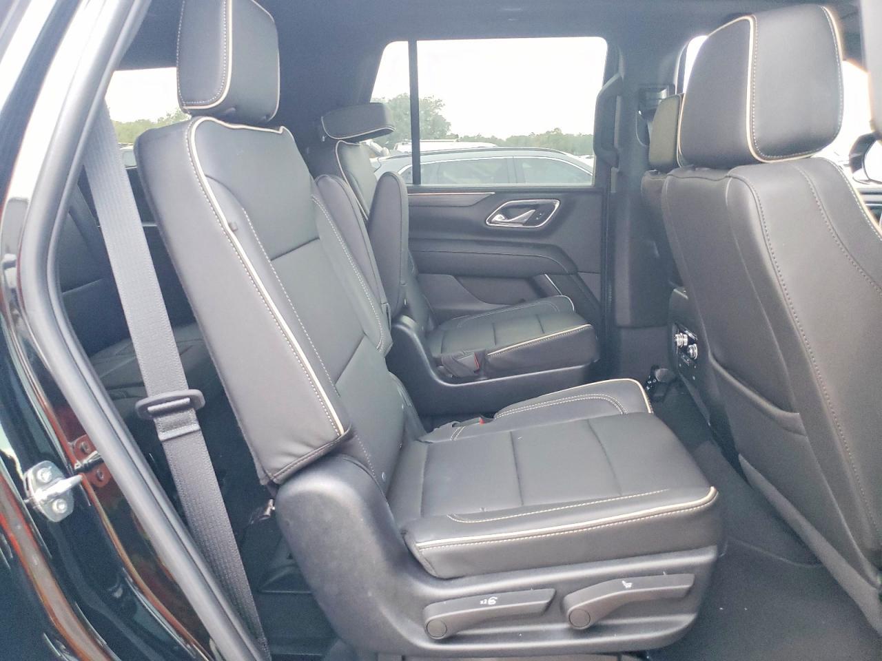 2023 GMC Yukon