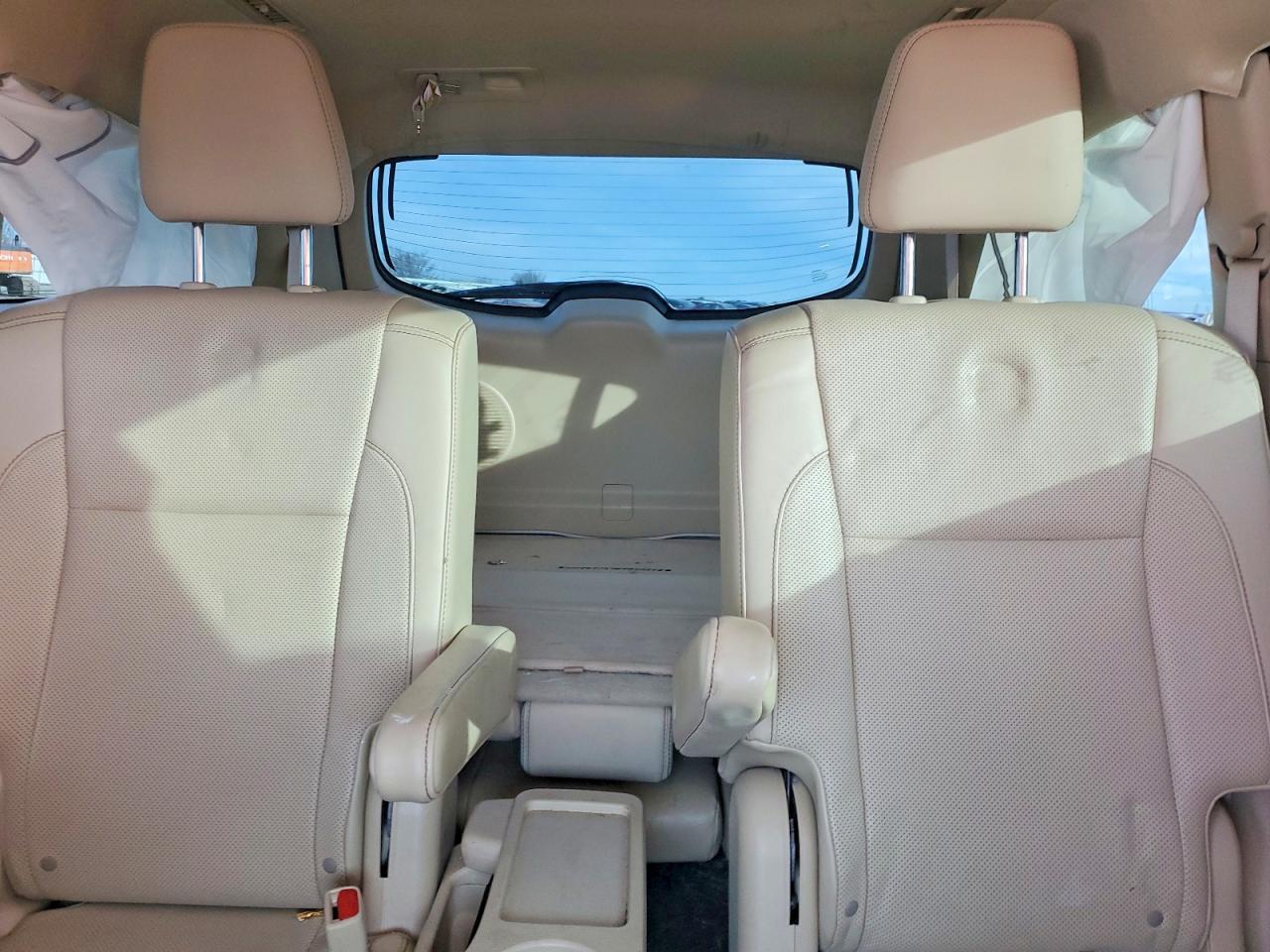 2016 TOYOTA HIGHLANDER