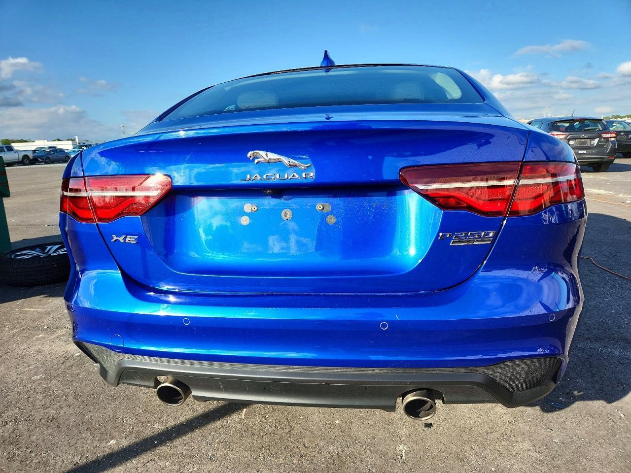 2020 JAGUAR XE