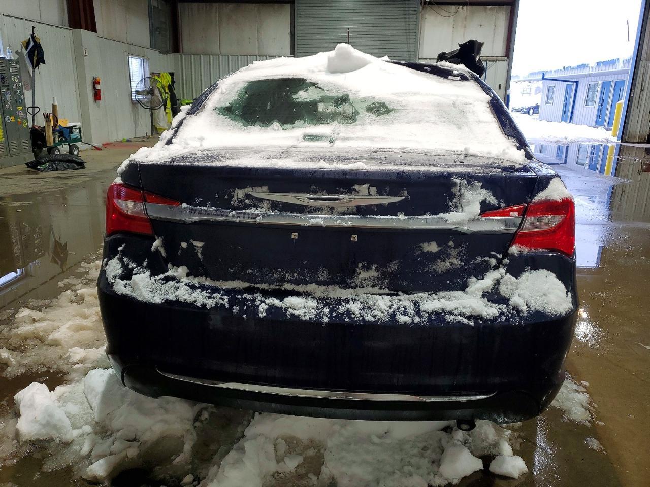 2013 CHRYSLER 200