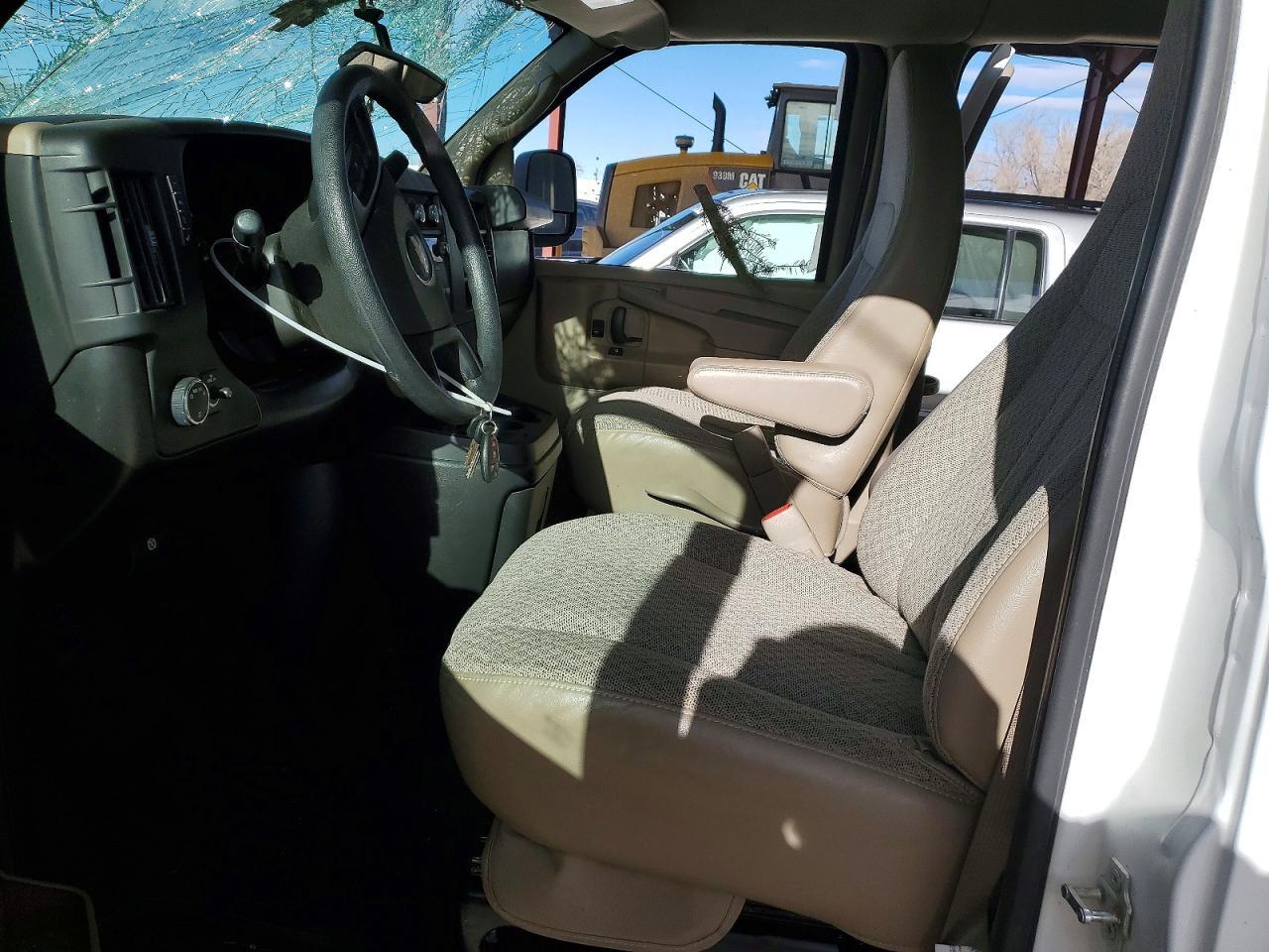2010 CHEVROLET Express 3500