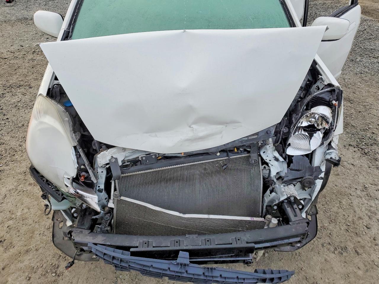2011 HONDA FIT