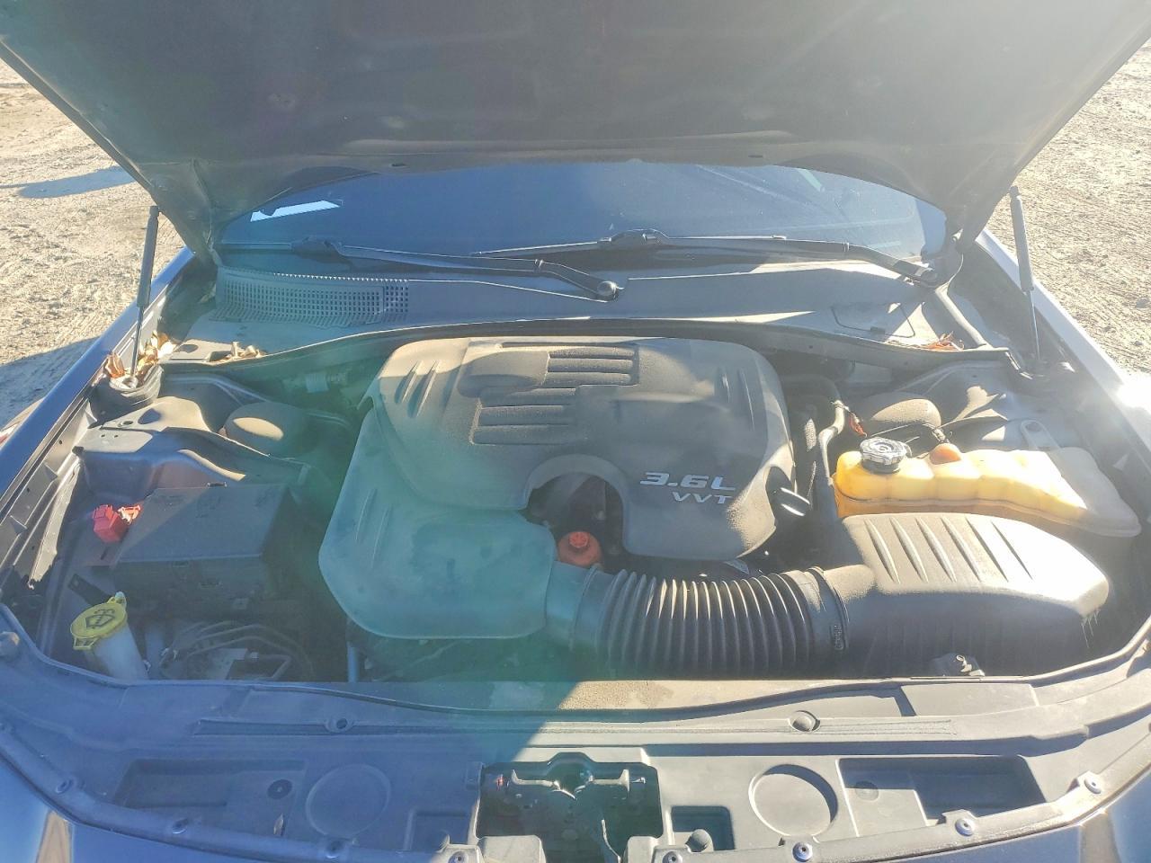 2019 CHRYSLER 300