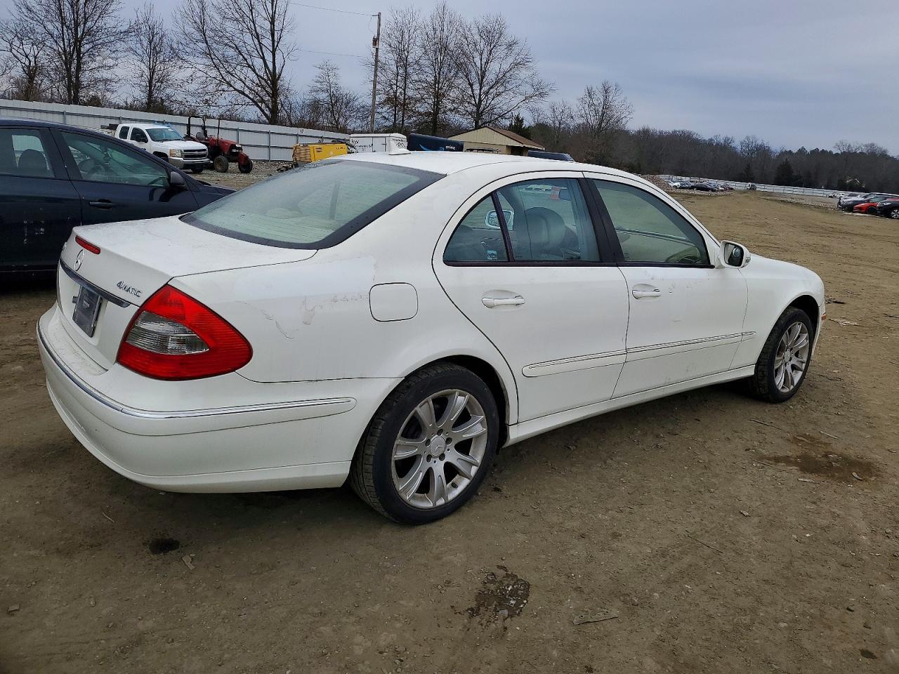 2009 MERCEDES-BENZ E-Class