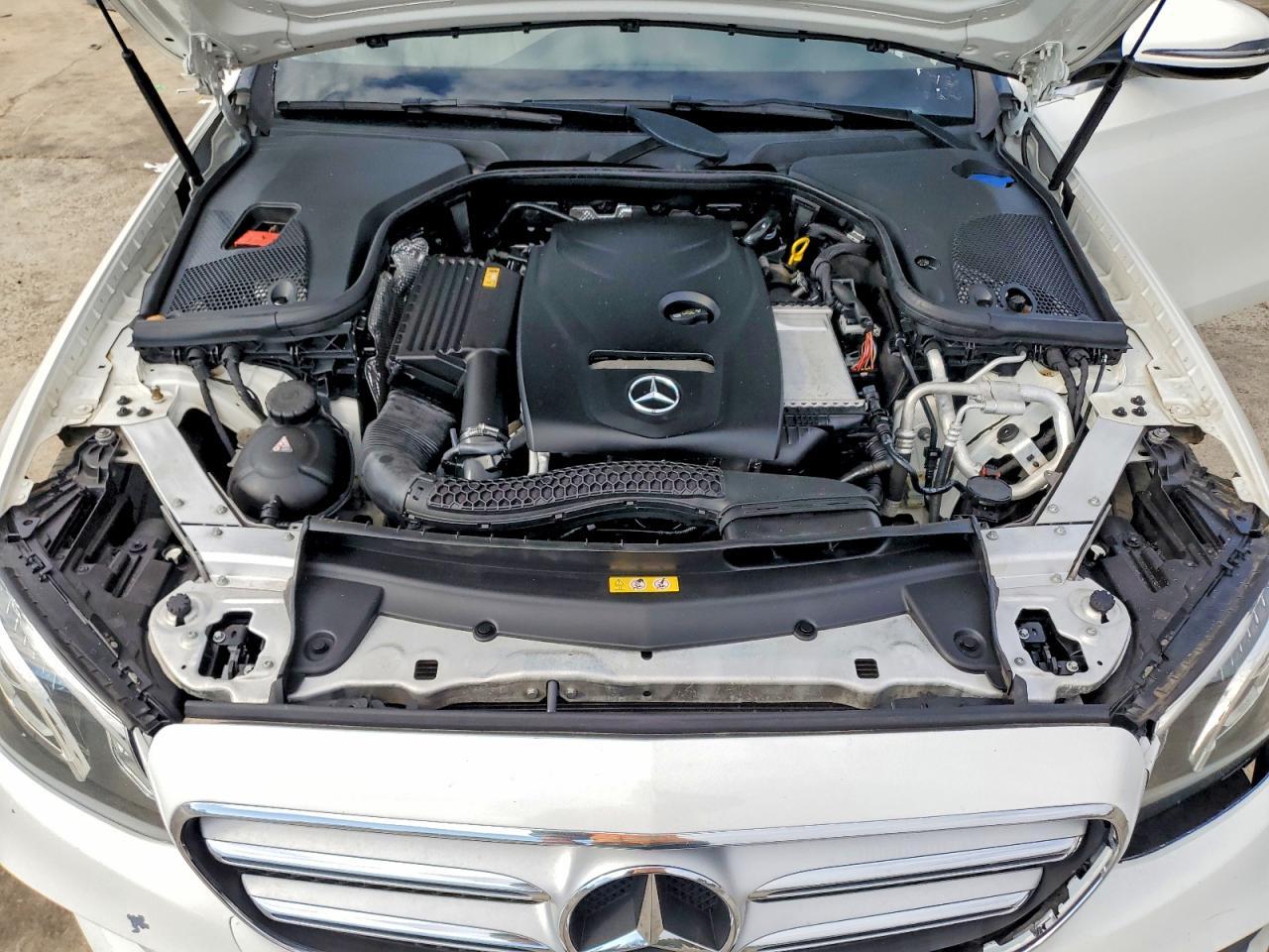 2017 MERCEDES-BENZ E-Class
