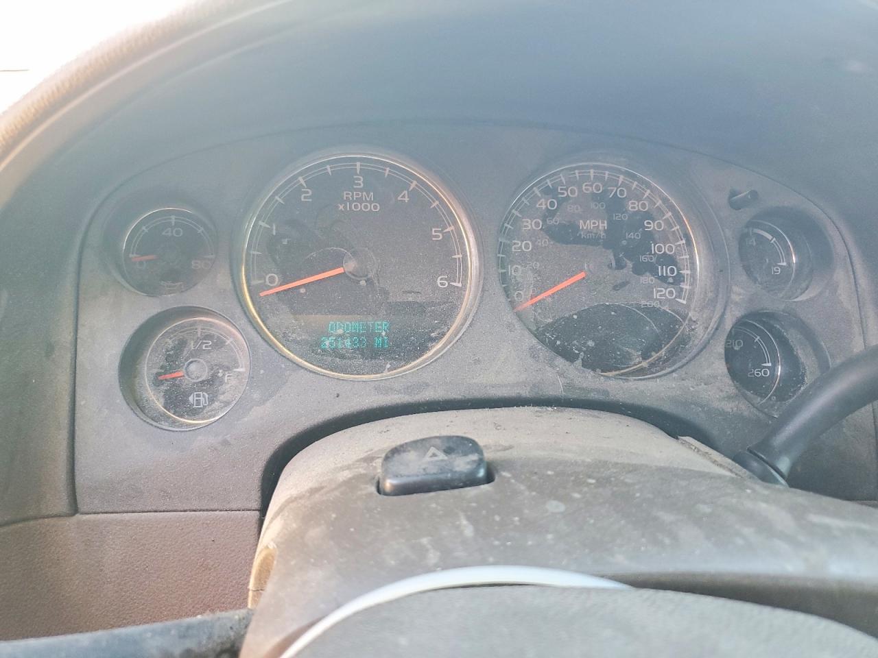 2011 CHEVROLET Tahoe