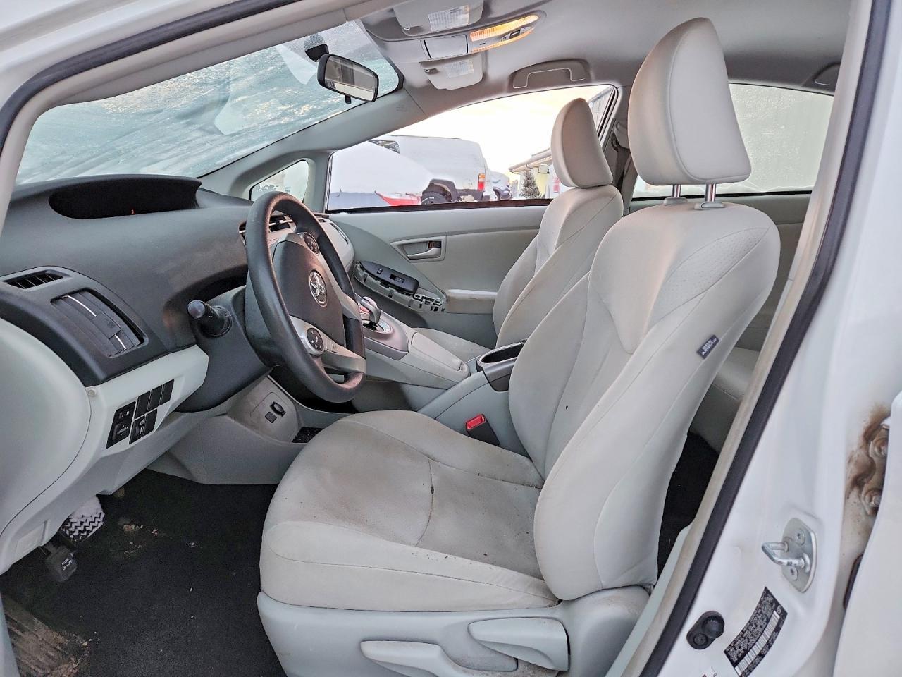 2013 TOYOTA PRIUS