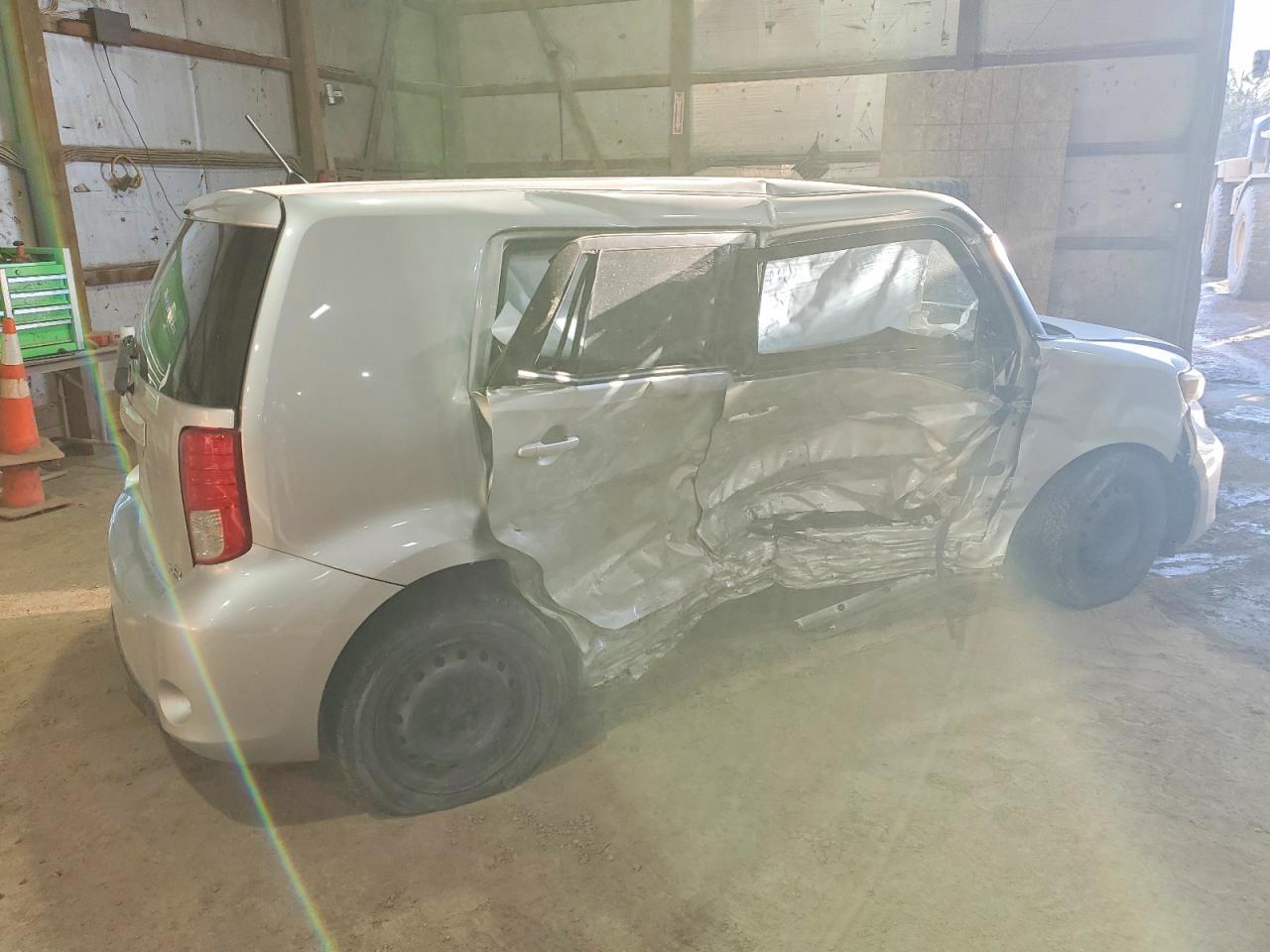 2014 TOYOTA SCION