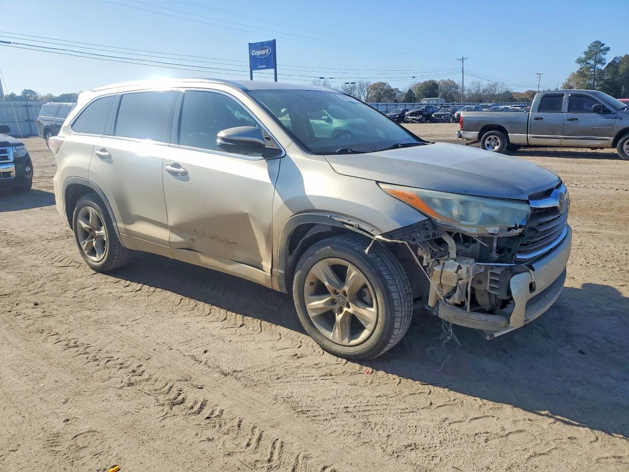 2016 TOYOTA HIGHLANDER