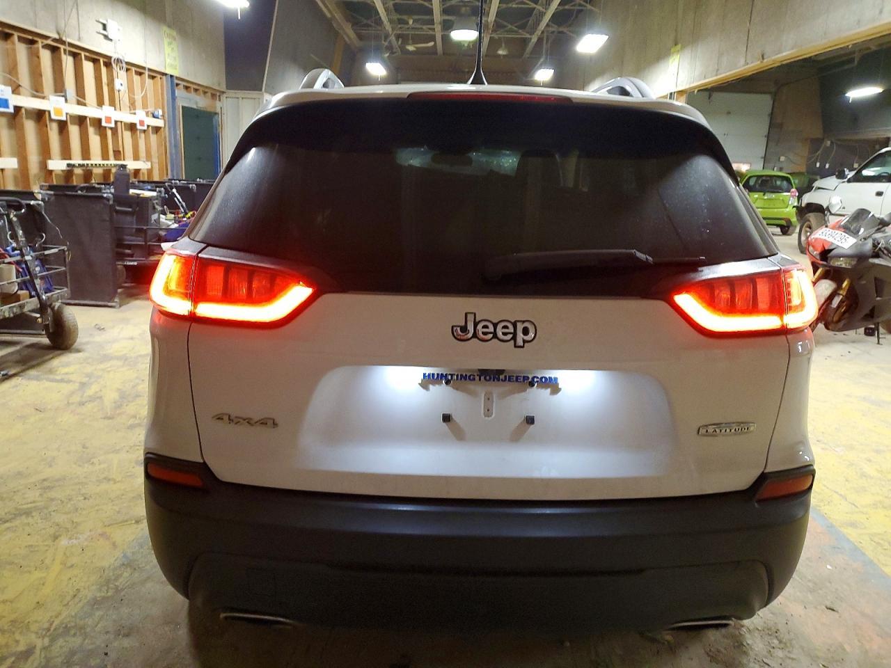 2019 JEEP CHEROKEE