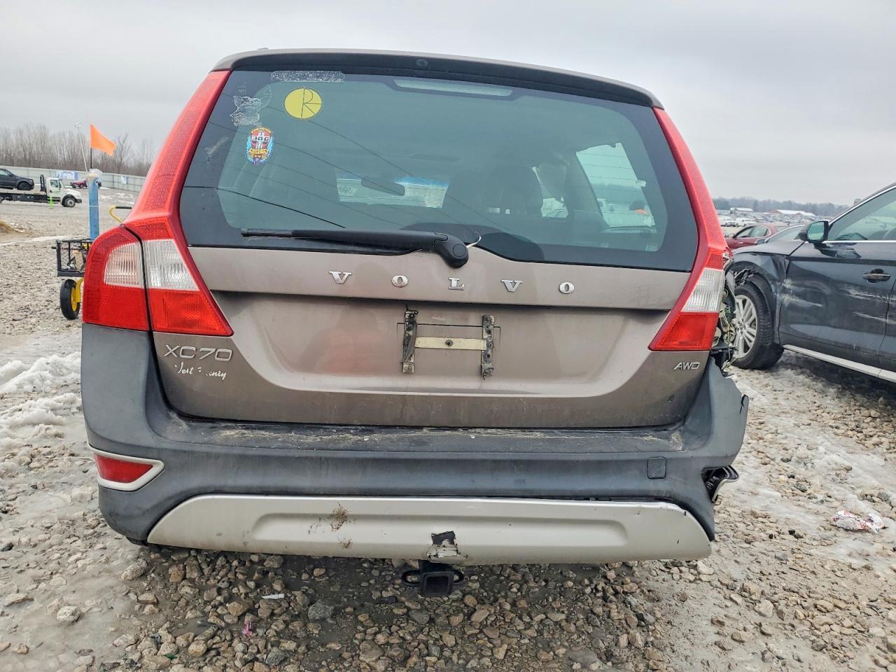 2011 VOLVO XC70